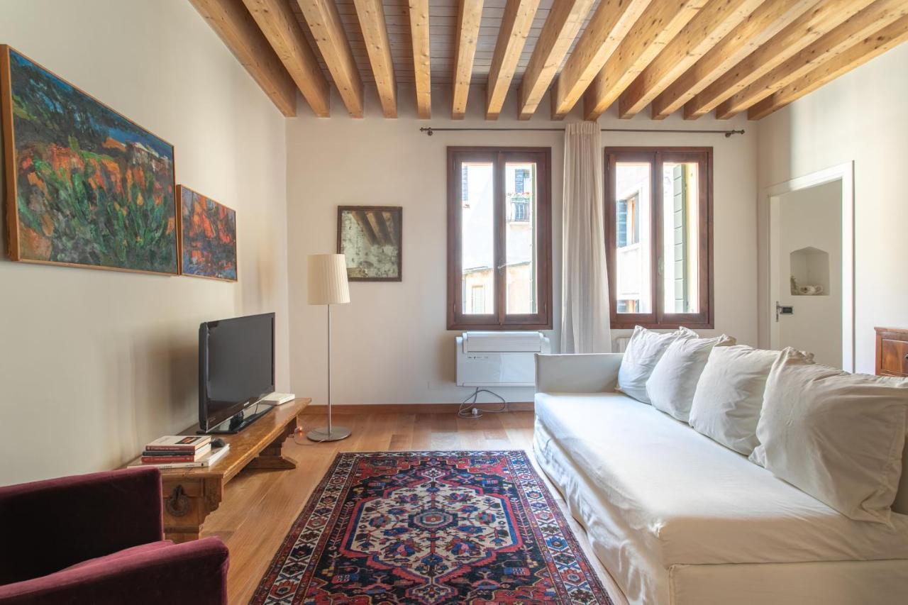 Calle Teatro Vecchio - Venezia Екстер'єр фото